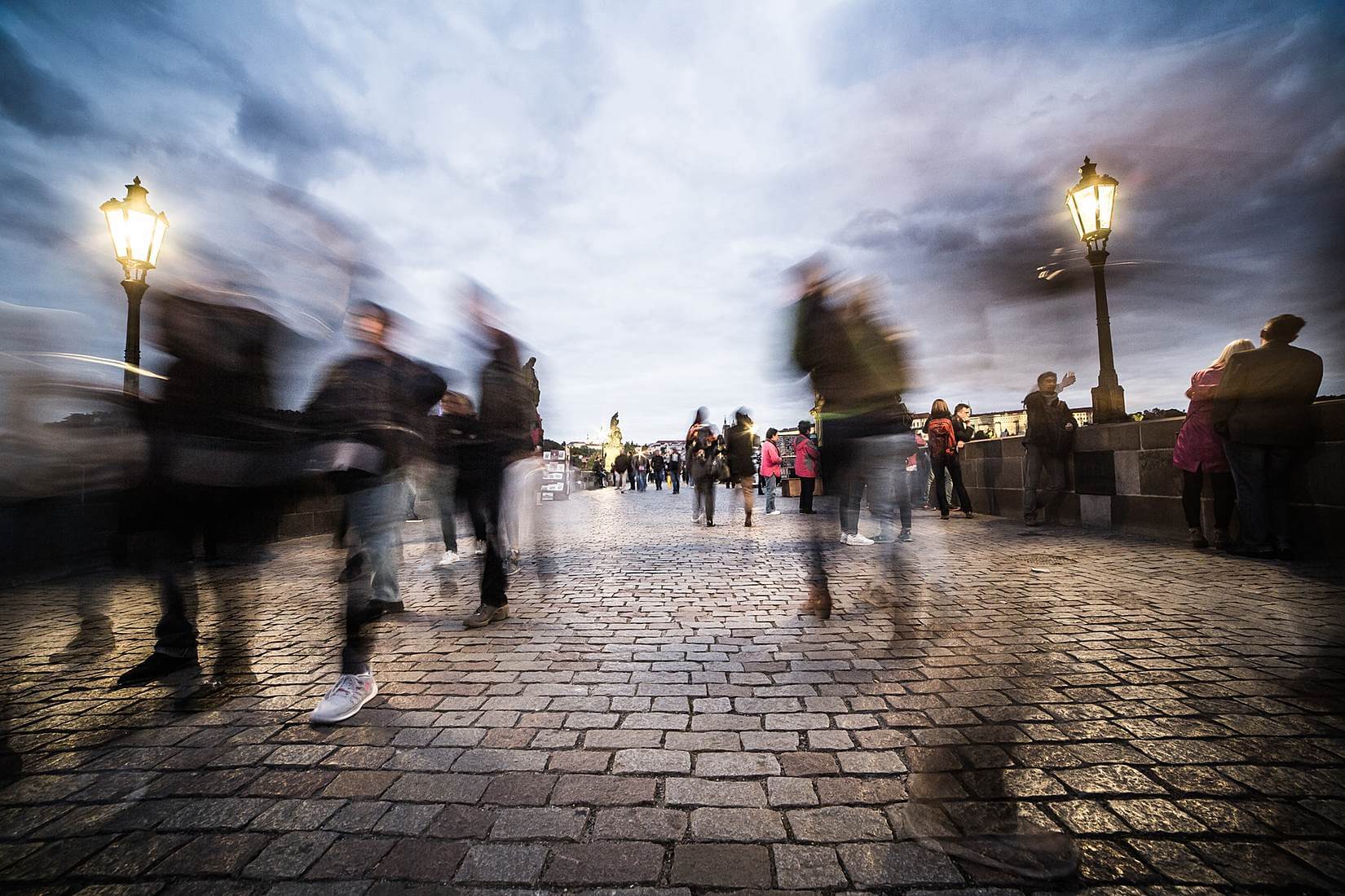 Men: Is it normal to look at women on the streets?